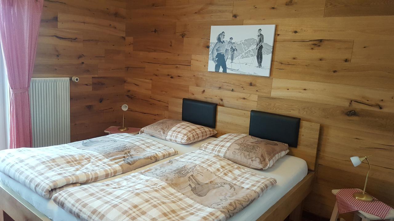 Hotel Mira セドルン エクステリア 写真