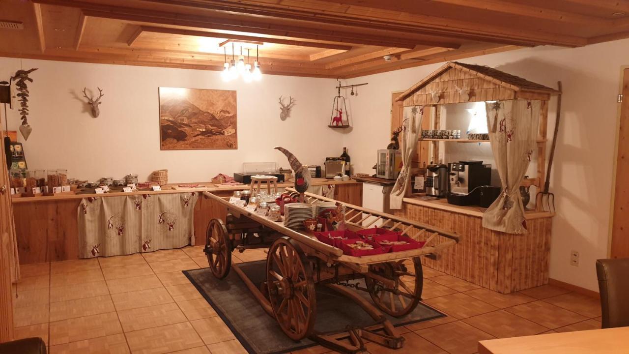 Hotel Mira セドルン エクステリア 写真